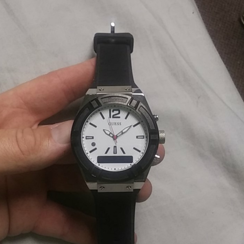 Guess watch